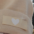 Beanie mit Herz Beige