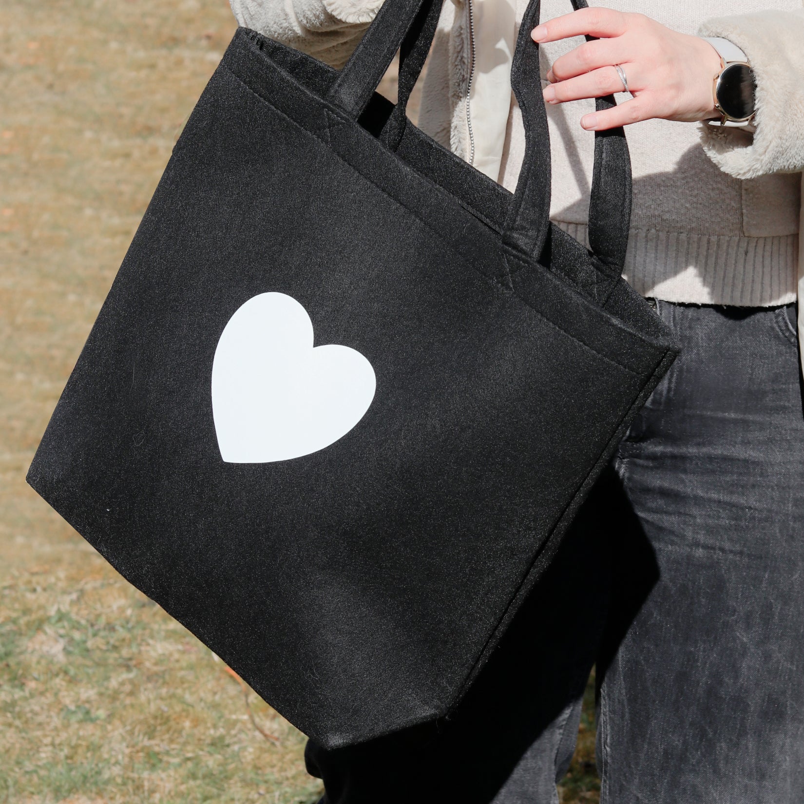 Tasche mit Herz Schwarz