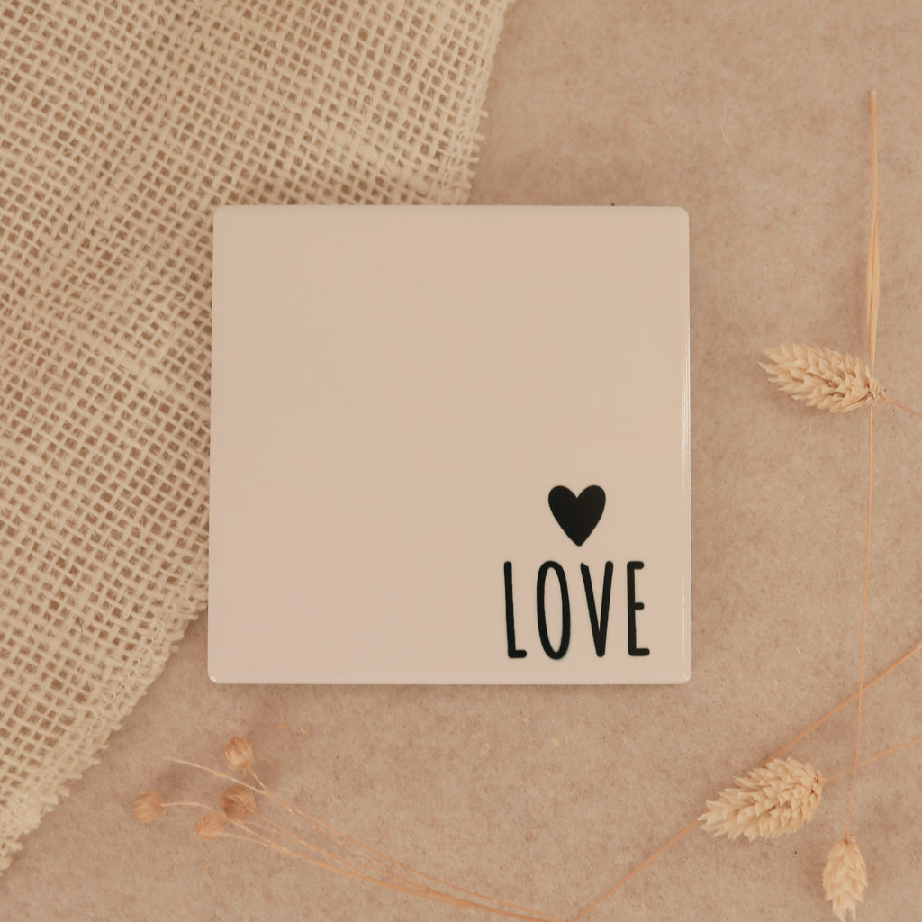 Quadratischer Untersetzer Love