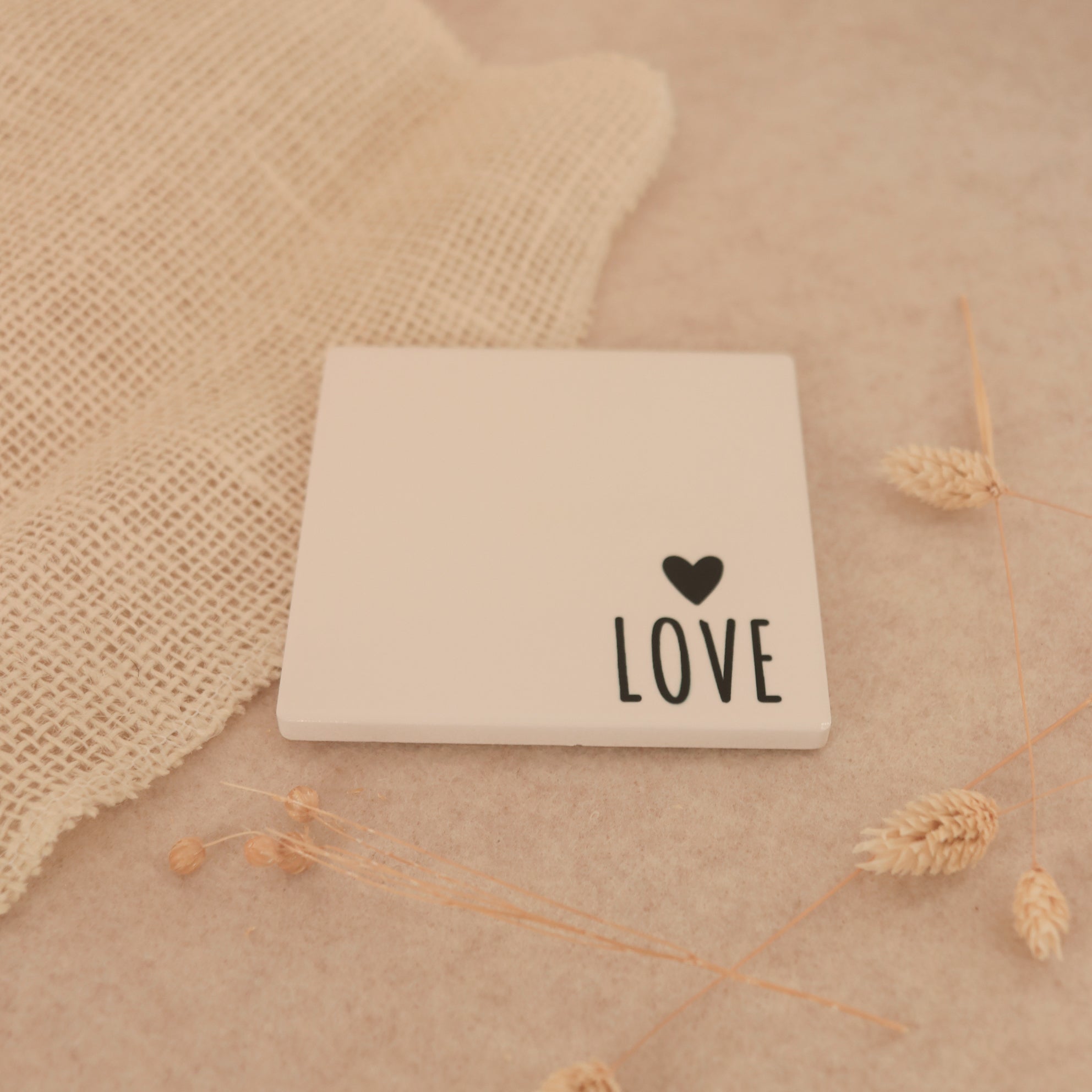 Quadratischer Untersetzer Love
