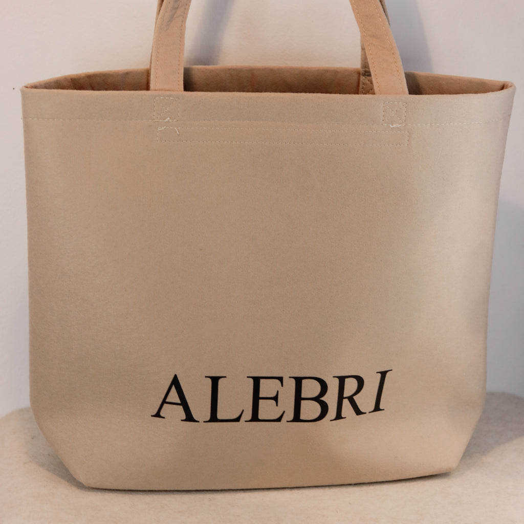 Tasche mit Herz Beige