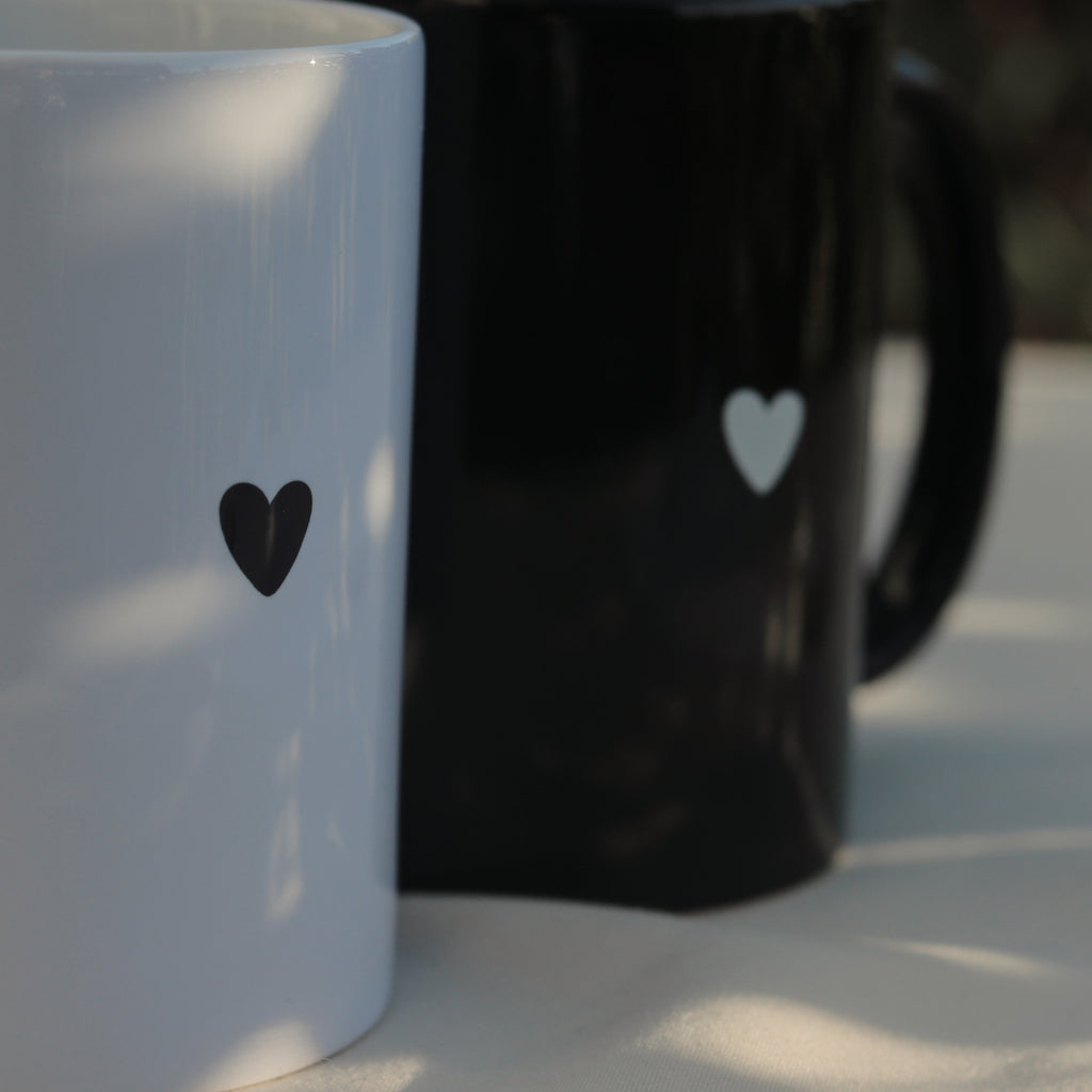 Tasse mit Herz Schwarz