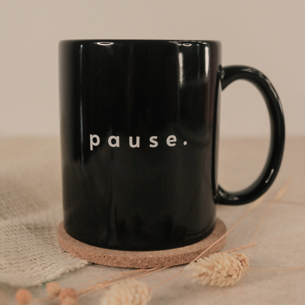 Tasse Pause in Schwarz